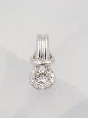 14K DIAMOND PENDANT